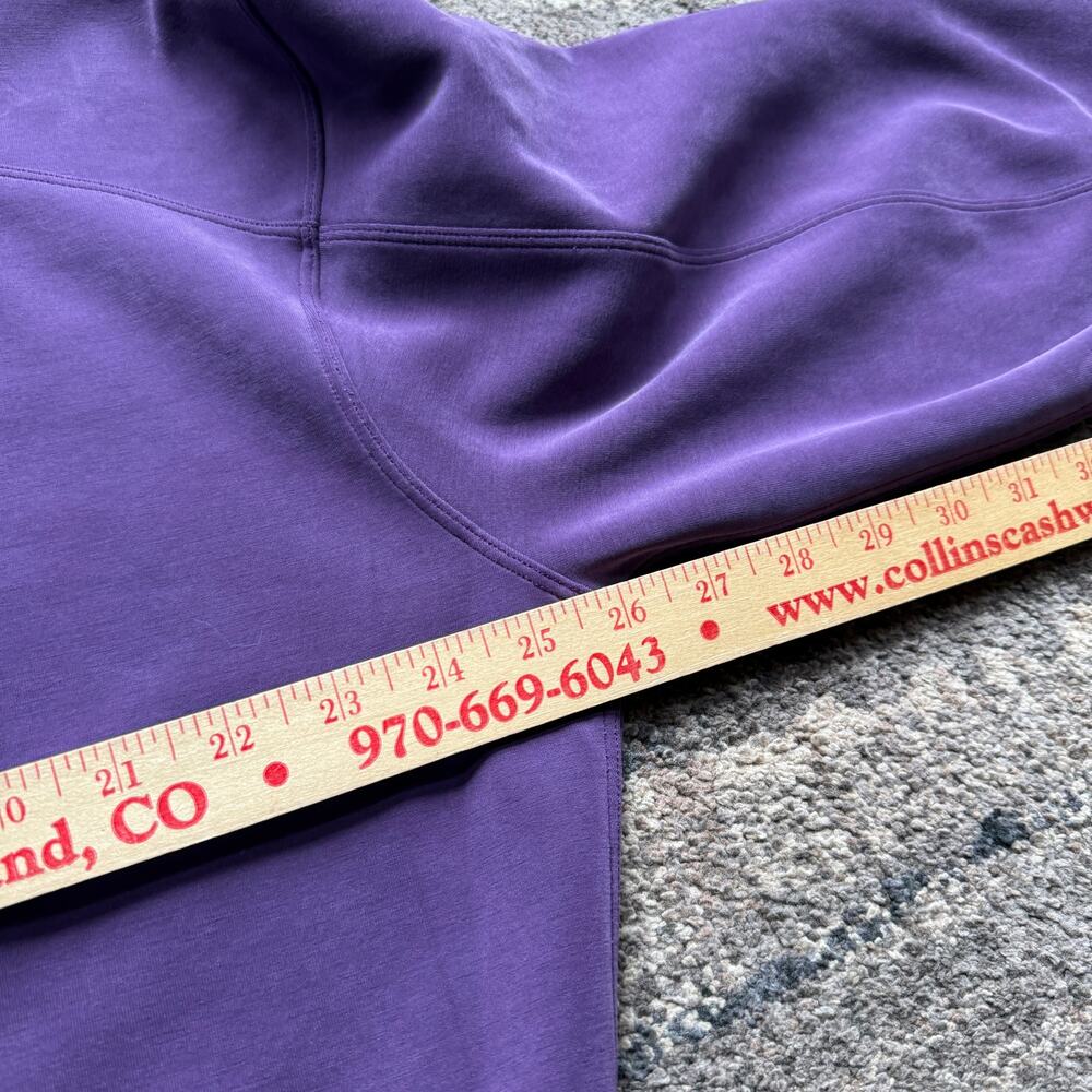 Women's Lululemon Purple Perfectly Oversized Cropped Crewneck Sweatshirt Sz 10 - Picture 3 of 9